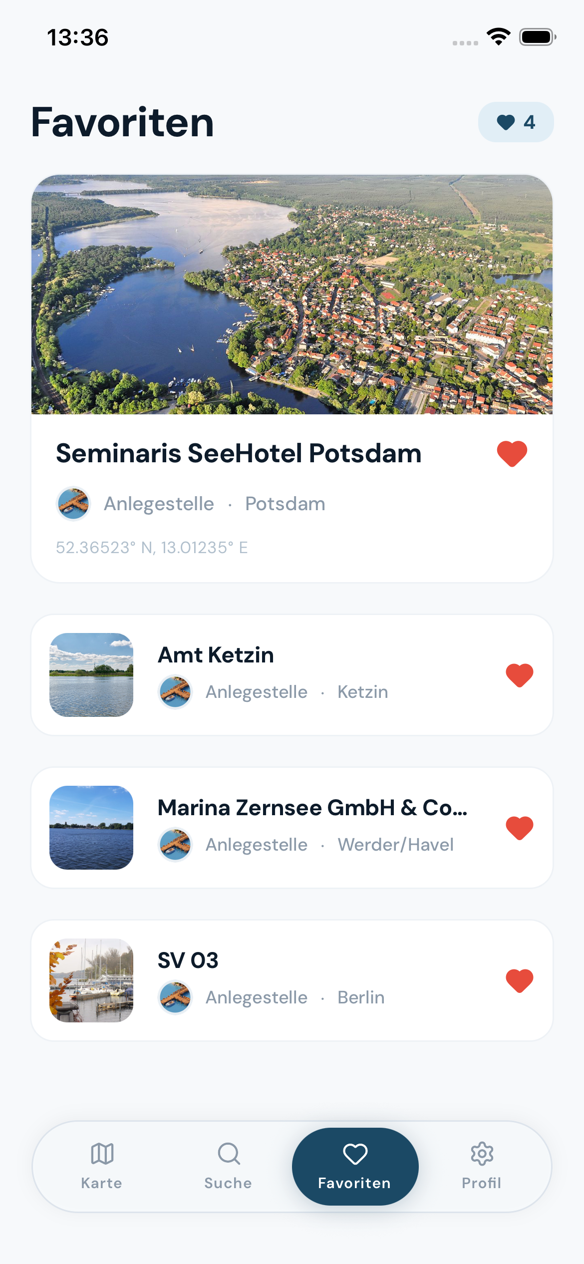 Favoritenansicht mit Anzahl im Kopfbereich, einer großen Karte für Seminaris SeeHotel Potsdam mit Foto und drei weiteren gespeicherten Stationen darunter.